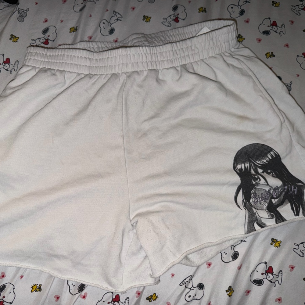 Billie Eilish rare 2023 H&M White Shorts